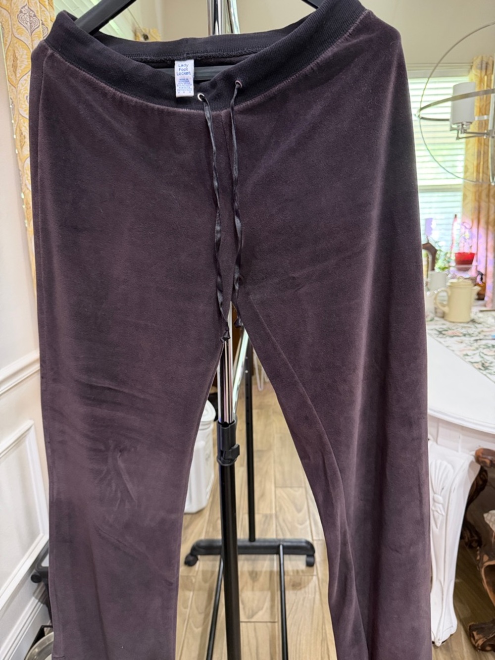 Cozy Boot Cut Velour Pants in Dark Brown - Ladies